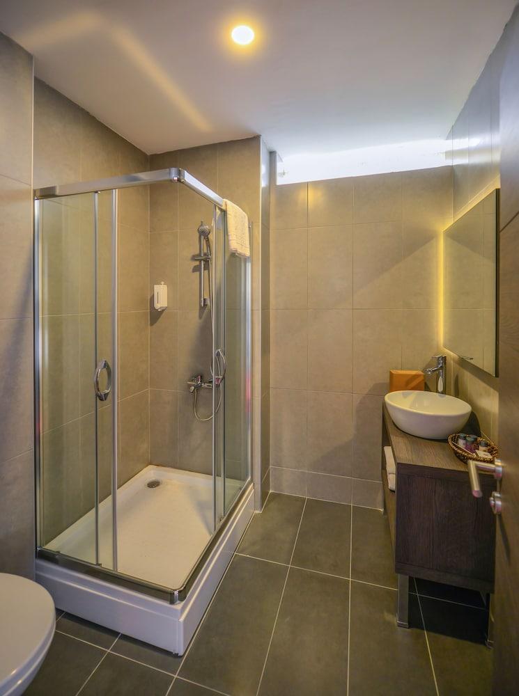 A11 Hotel Atasehir イスタンブール エクステリア 写真